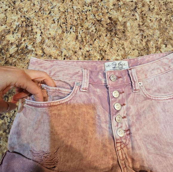 Free People Romeo Rolled Hem Cut Off Denim Jean Button Fly Shorts Mauve Pink 26 - Picture 8 of 11